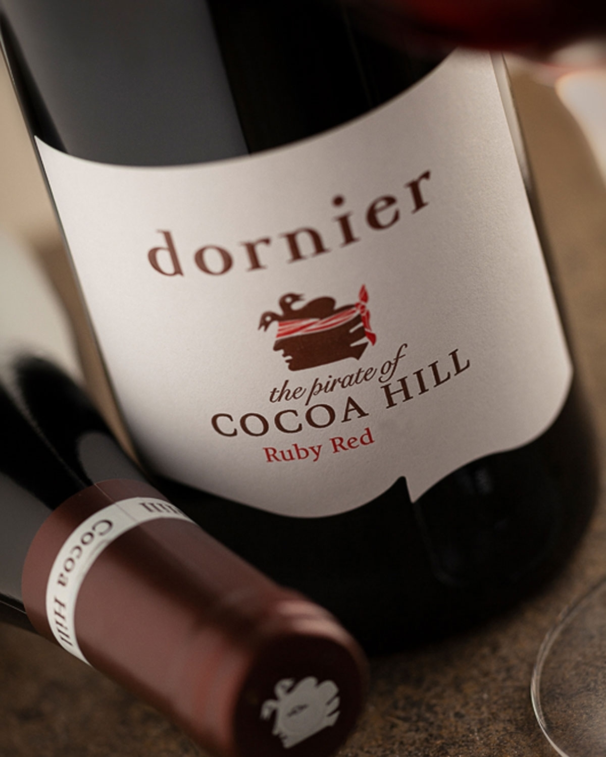 B-Ware: Dornier Cocoa Hill Ruby Red 2022