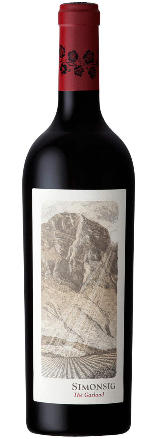 Eine Rotweinflasche mit rotem Verschluss und schwarzem Blumenmuster. Das Etikett trägt die Aufschrift SIMONSIG The Garland und zeigt eine detaillierte Illustration einer Berglandschaft mit Feldern im Vordergrund.